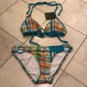 Split bikini bathing suit